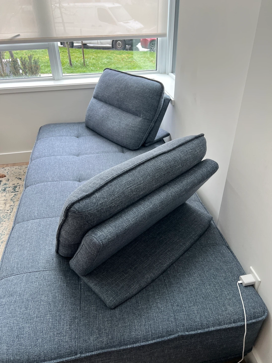 Blue Tufted Chaise Lounge with Two Pillows - photo 4