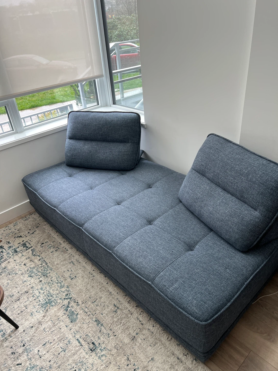 Blue Tufted Chaise Lounge with Two Pillows - photo 5