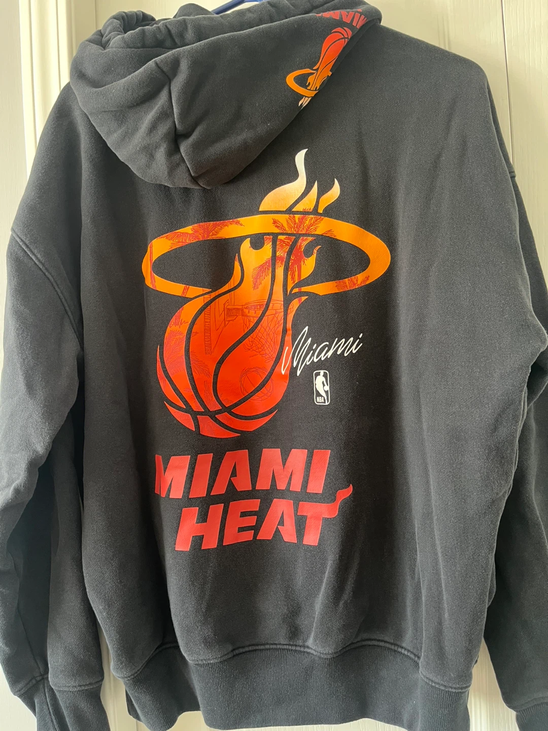 Hollister Miami Heat Oversized Fit Hoodie - Size M