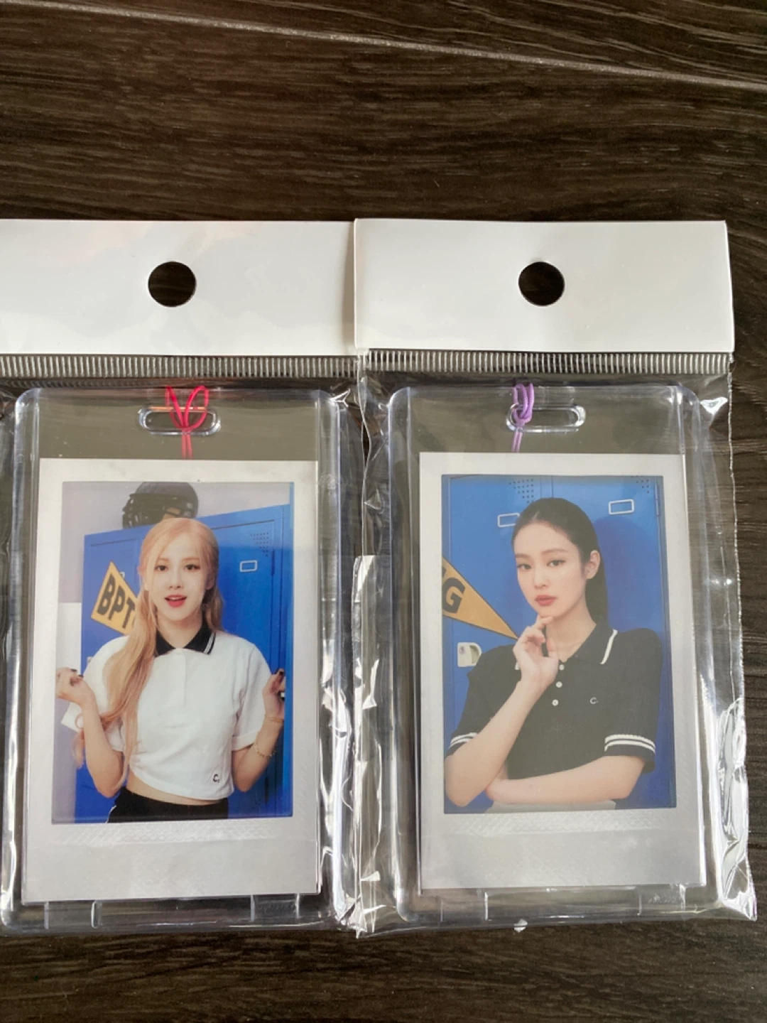 Blackpink Jennie and Rosie photo keycard new collectible