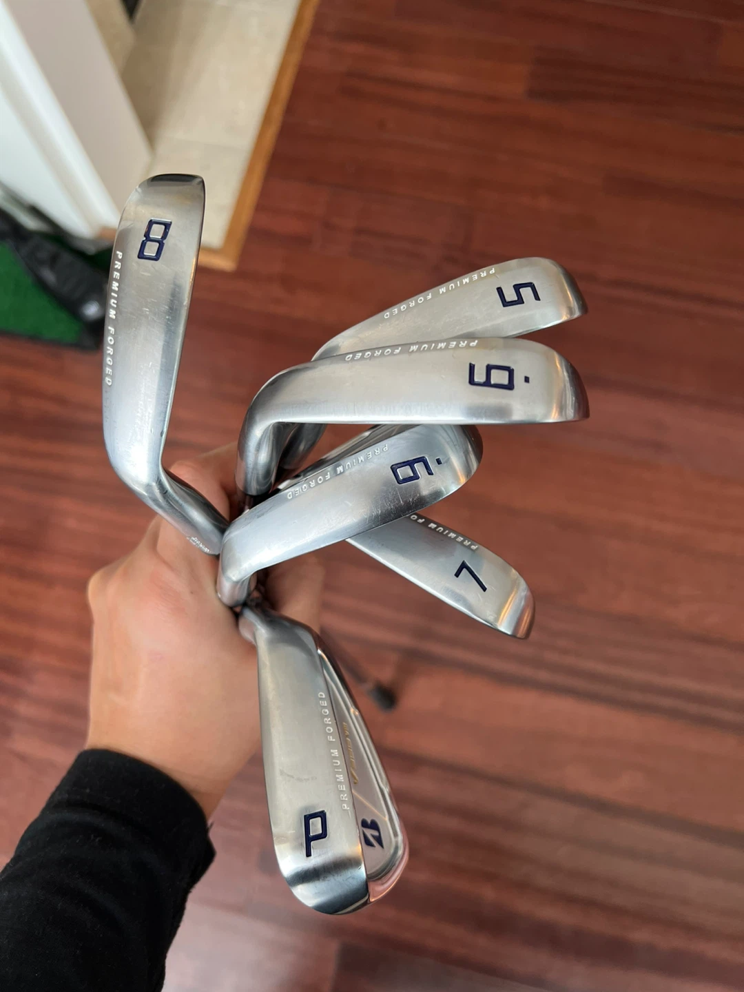 Bridgestone V300 Forged Irons 5-PW - photo 3