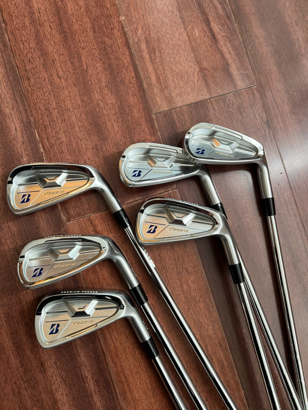 Bridgestone V300 Forged Irons 5-PW