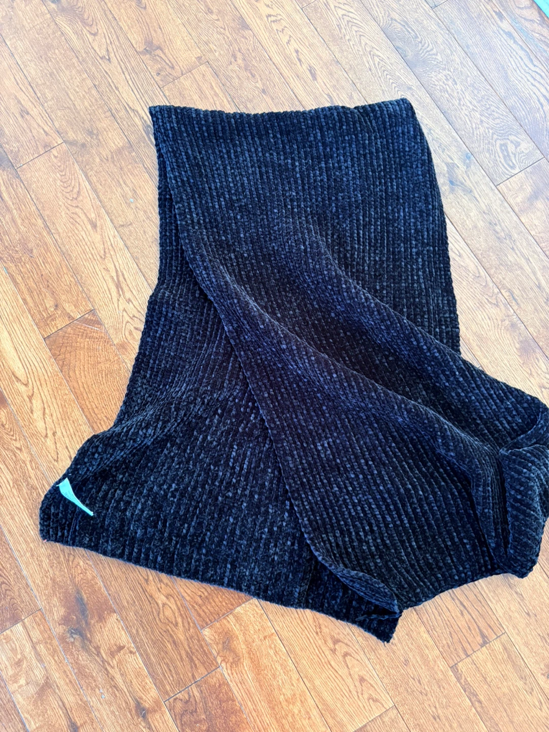 Black Chenille Throw Blanket