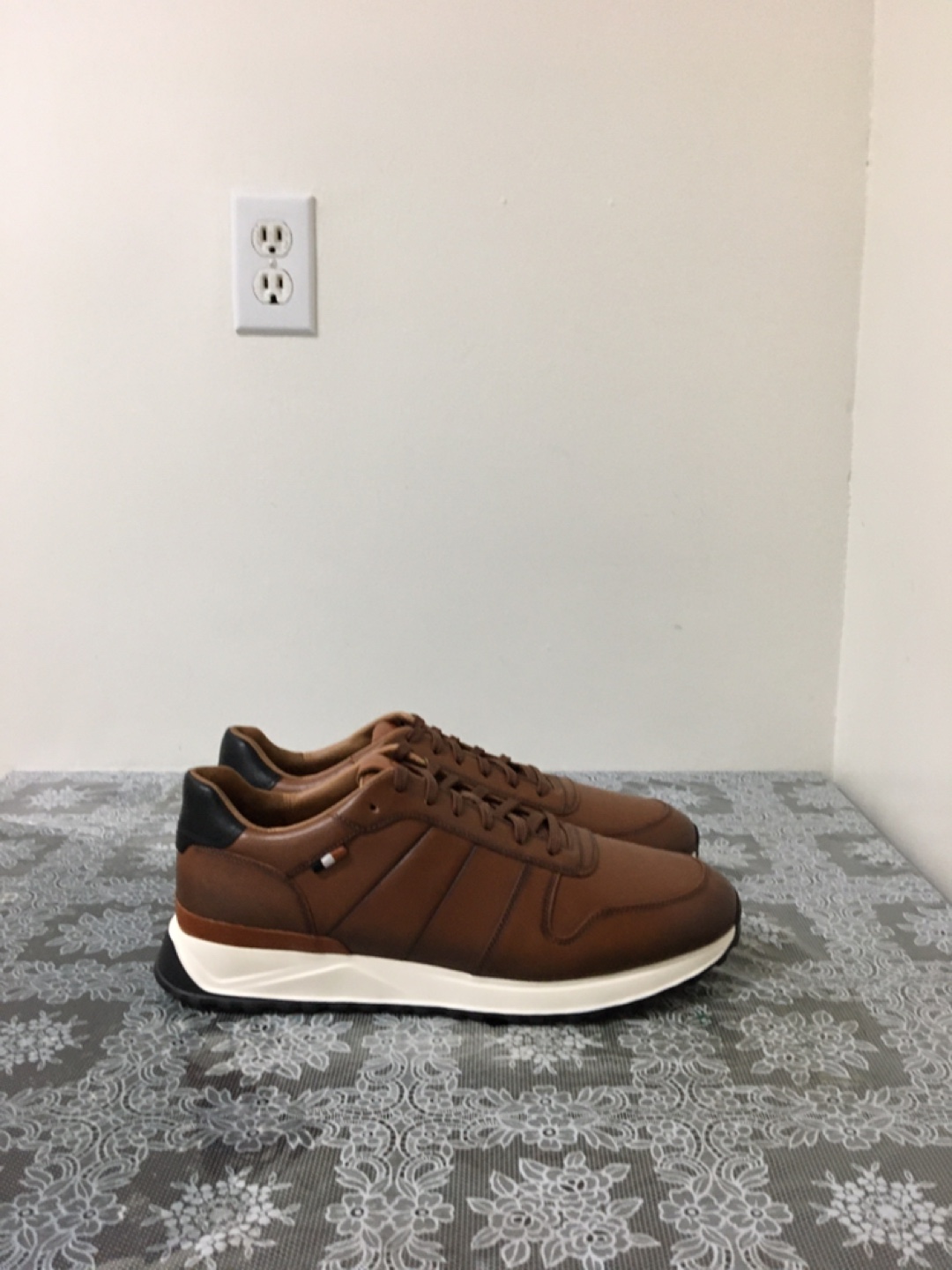 Allen Edmonds Brown Leather Sneakers Size 10 - photo 2