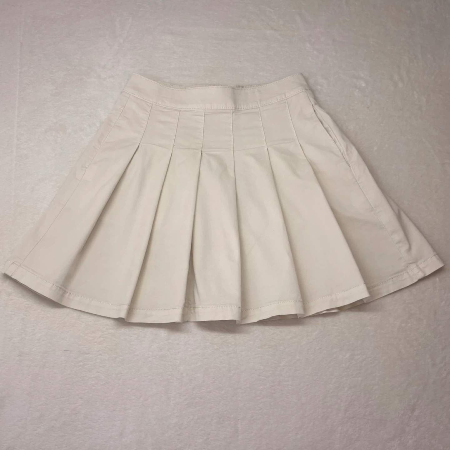 American Eagle Outfitters Cream Pleated Mini Skirt Size 0 Reg - photo 2