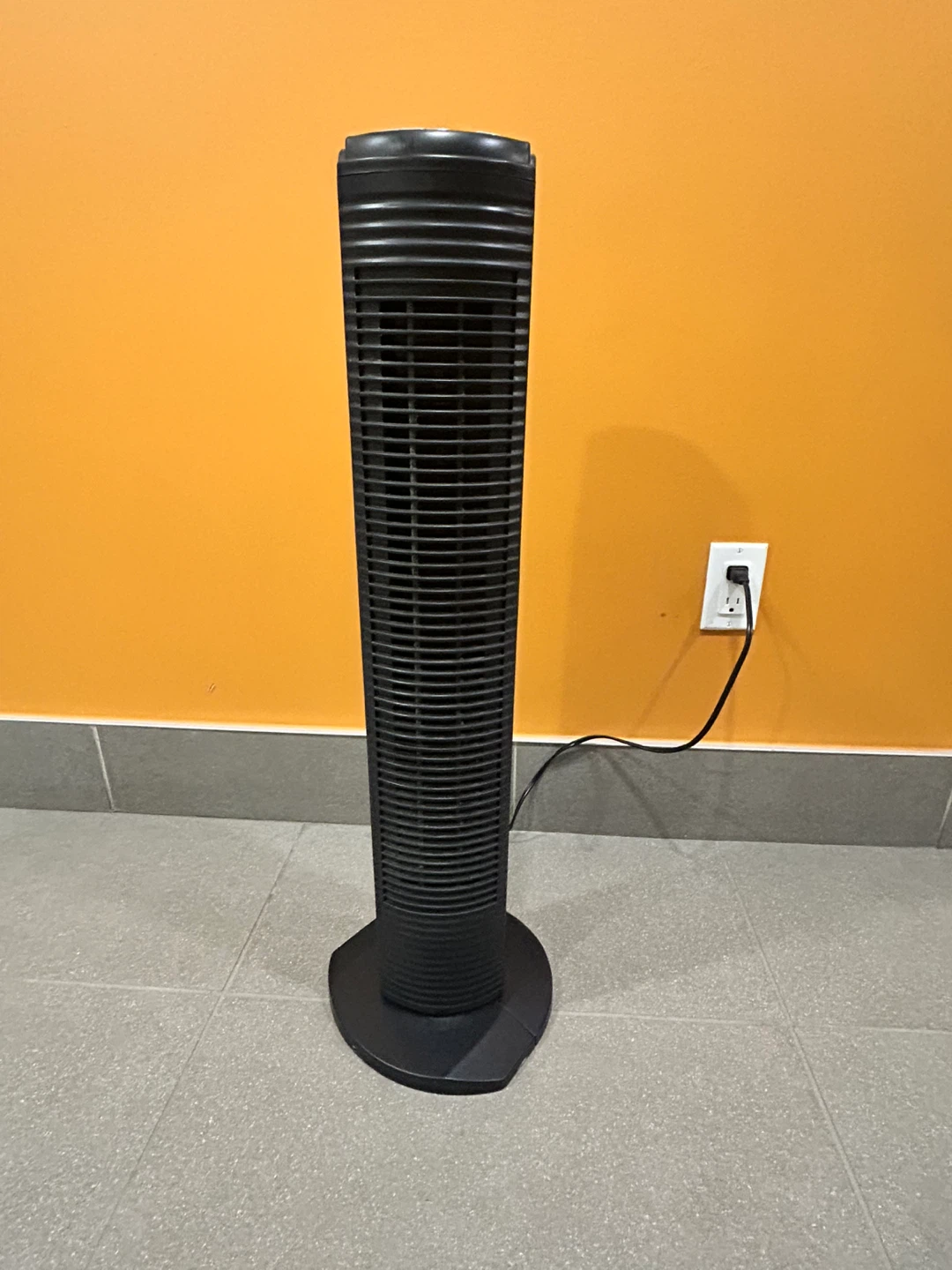 Sunbeam Black Tower Fan - photo 3
