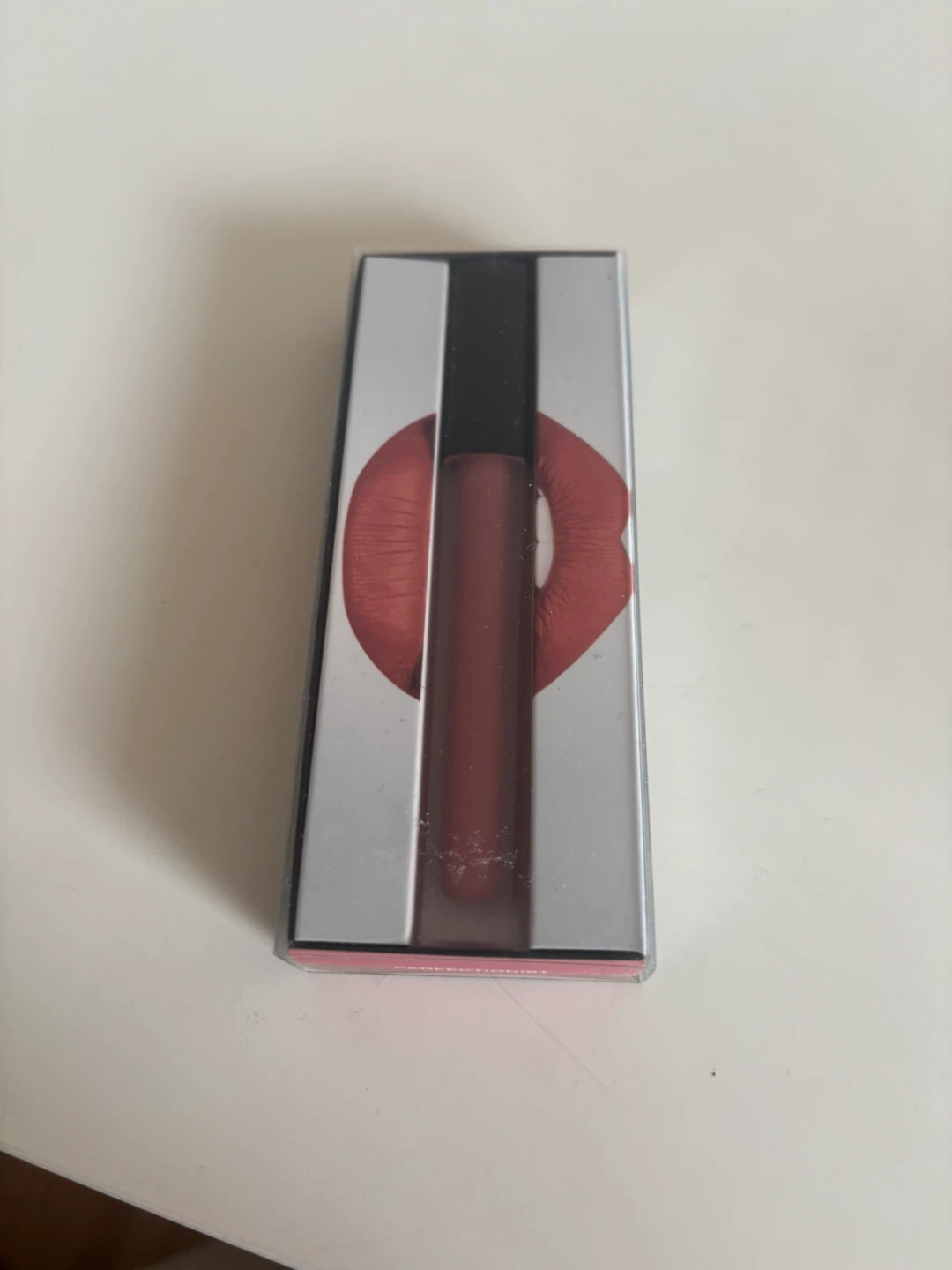 Huda Beauty Liquid Matte Lipstick in Perfectionist