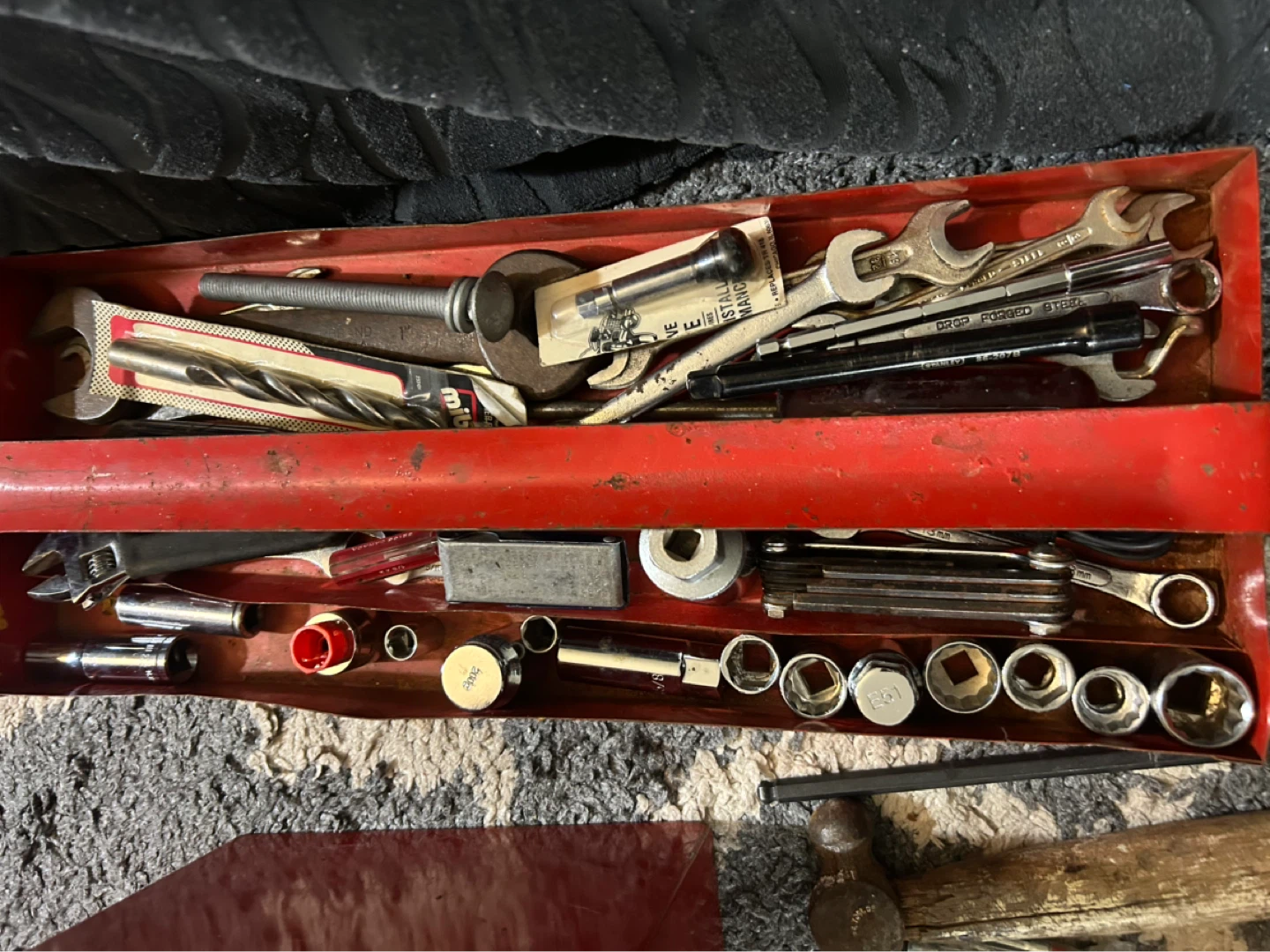 Red Metal Toolbox with Assorted Tools - photo 2