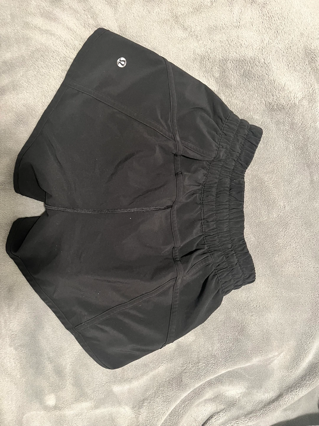 Lululemon Black Running Shorts Size 2 - photo 3