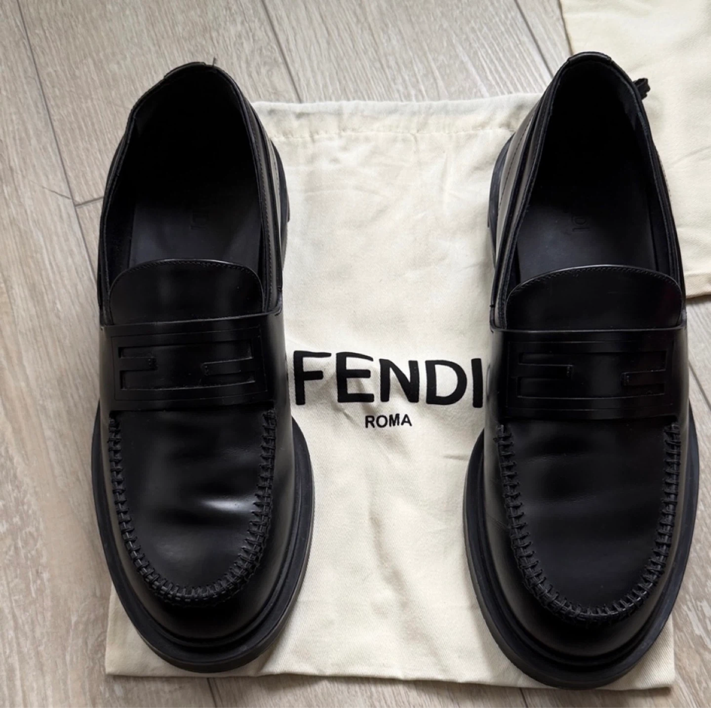 Fendi Black Leather Loafers - photo 2