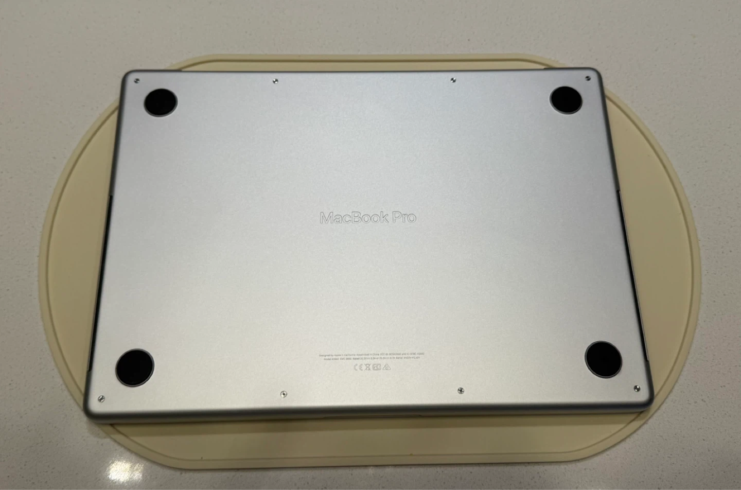 MacBook Pro 14” (M1 Pro, 10-Core CPU, 16-Core GPU) – 1TB - photo 4