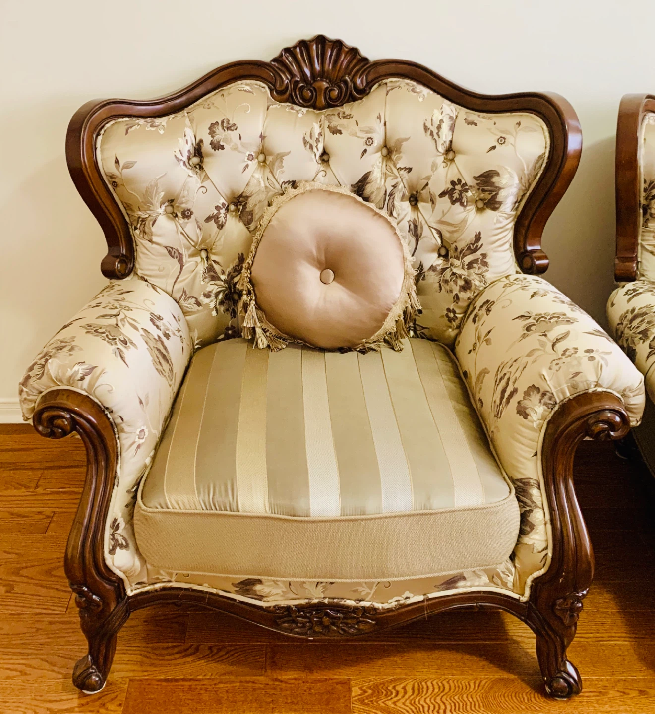 Vintage Living Room Sofa Set with Armchair - photo 4