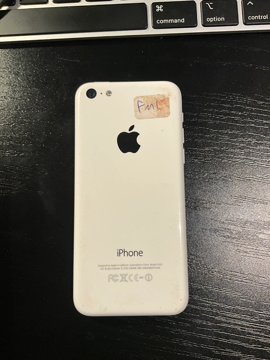 iPhone 5c – For Parts / Repair - photo 2