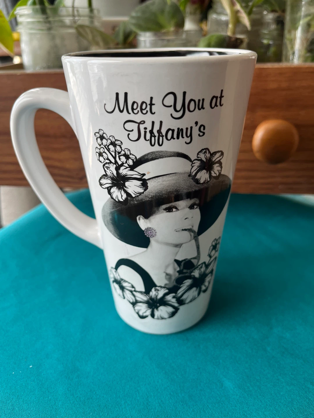 Mug, Radio Days "Meet You at Tiffany's" Audrey Hepburn Mug - photo 2