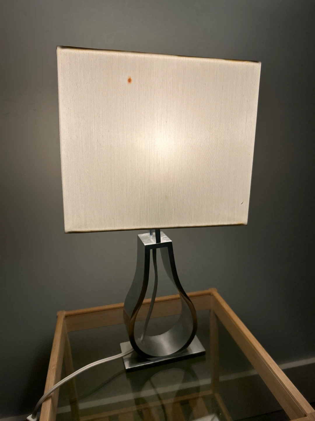Modern Metal Table Lamp