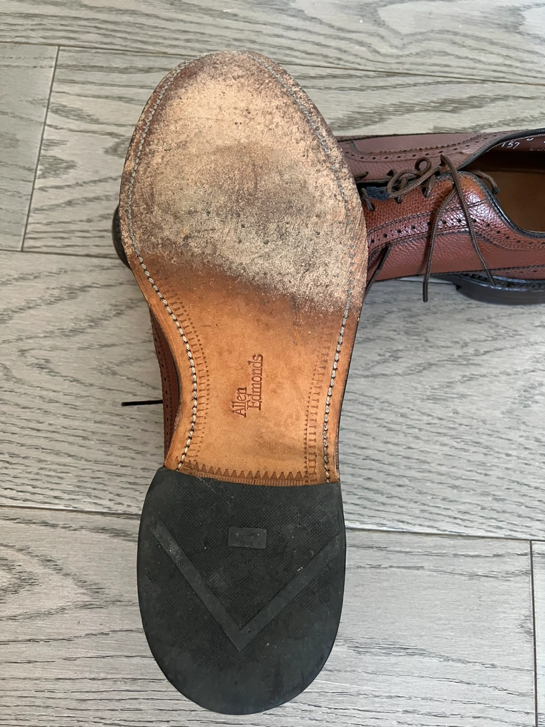 Allen Edmonds Wingtip Brogue Shoes Size 10.5 D - photo 4