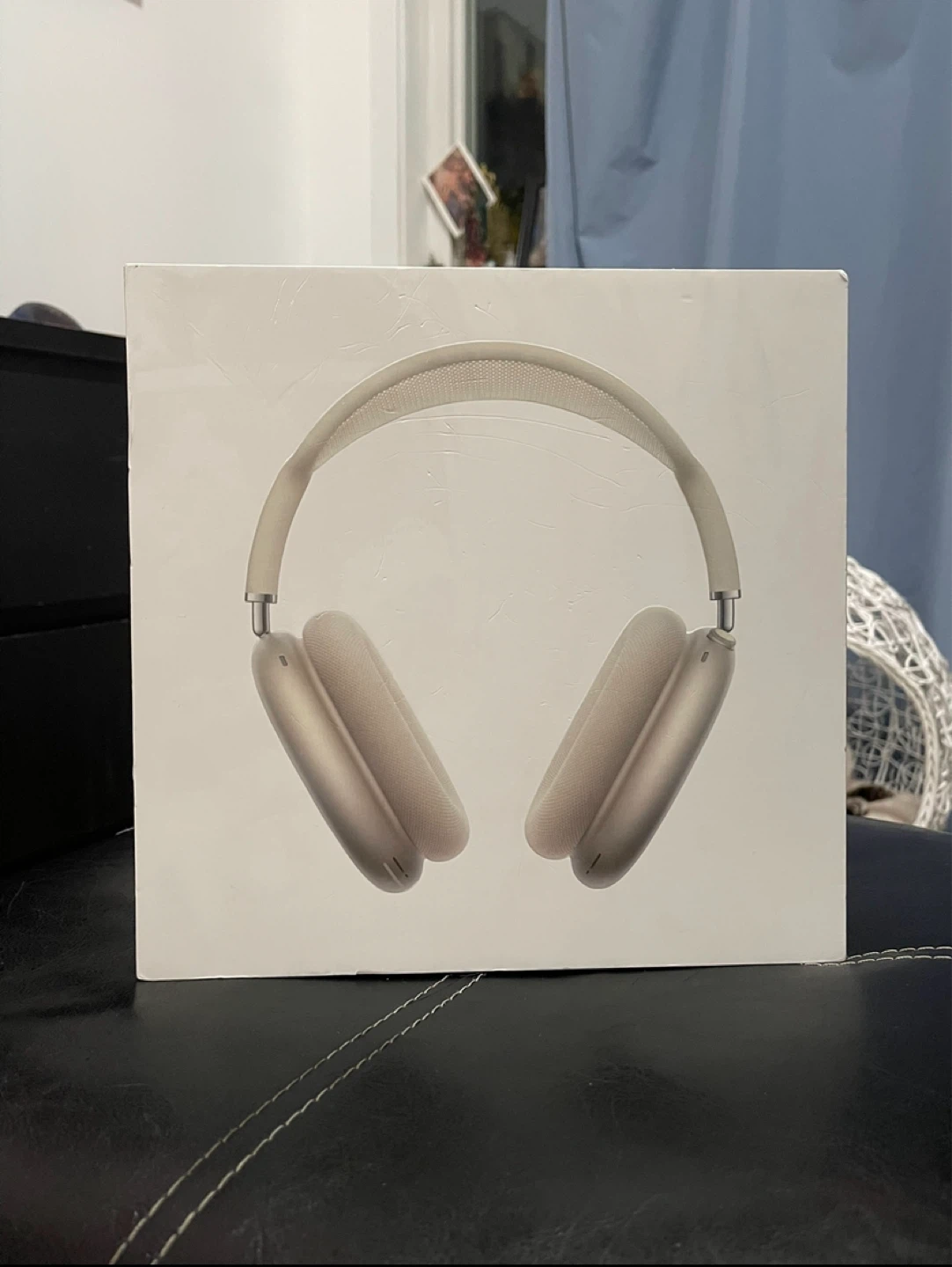 AirPod Max (USB-C) Brand New Sealed Starlight - photo 2