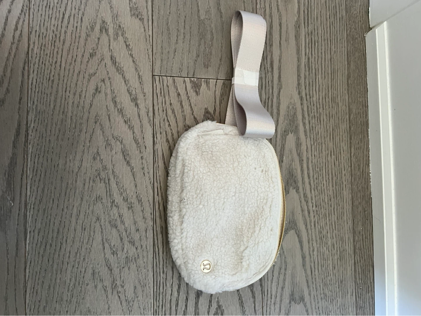 Lululemon Everywhere Fleece Belt Bag Cream - photo 2