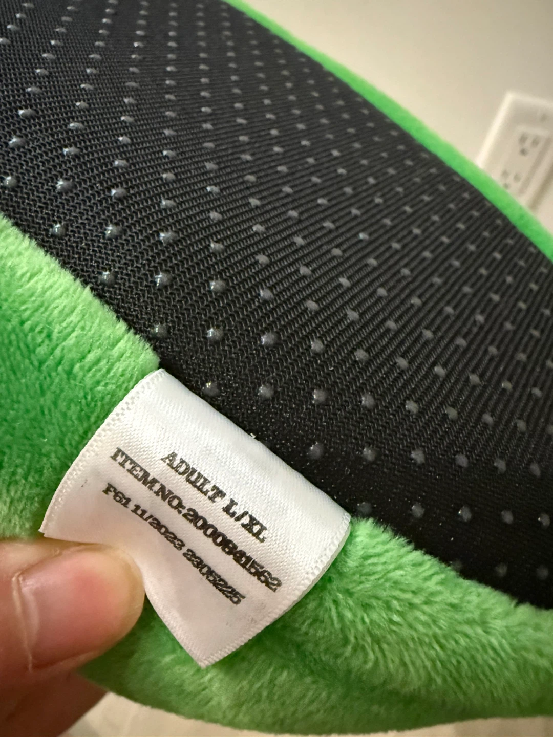 M&M's World Green Character Plush Slippers (New) - photo 4