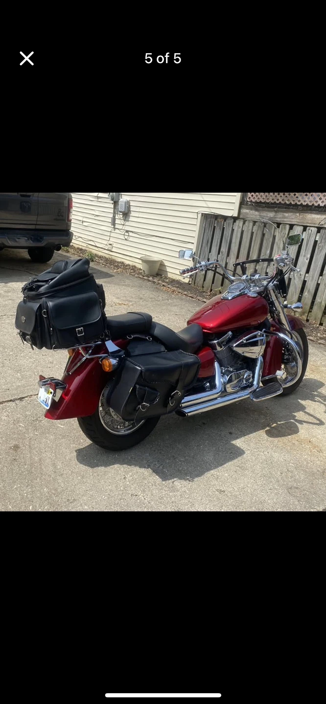 2012 - Red Honda Cruiser Motorcycle with Saddlebags - photo 4
