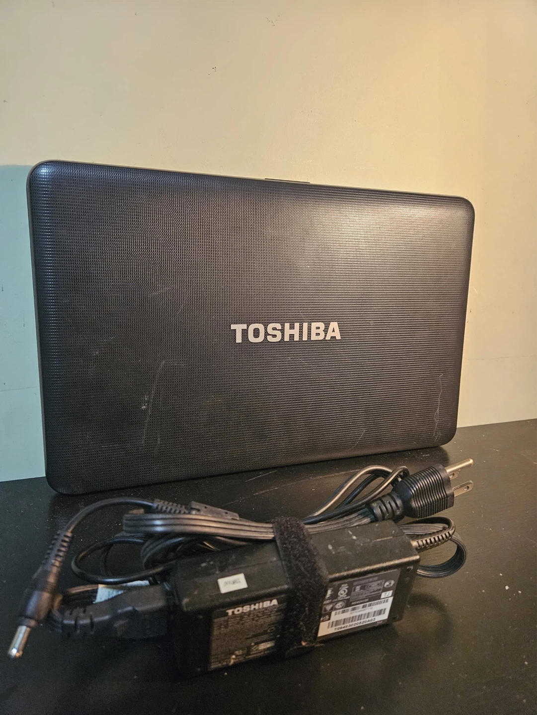 🔥 Toshiba 15.6” Laptop with Charger - Good Battery | 128GB SSD