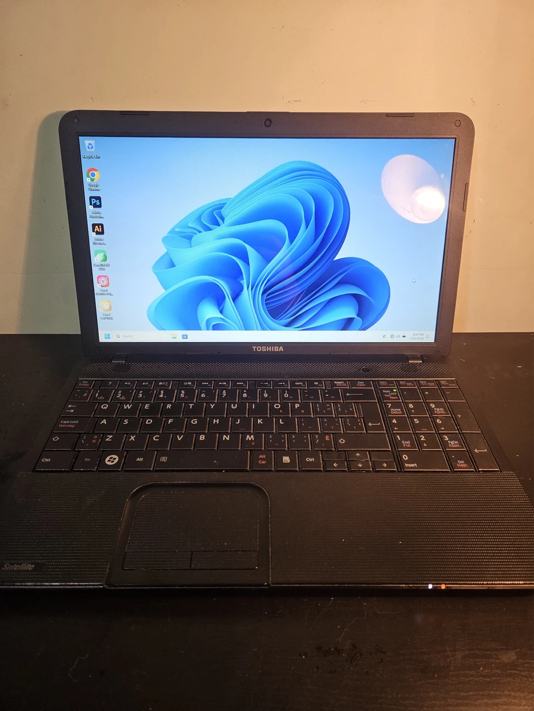 🔥 Toshiba 15.6” Laptop with Charger - Good Battery | 128GB SSD - photo 2