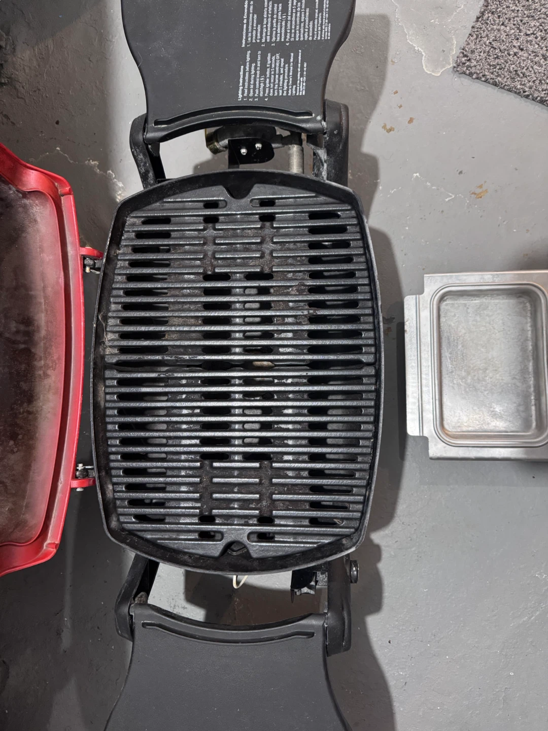 Weber Q1000 Portable Propane Grill - photo 2