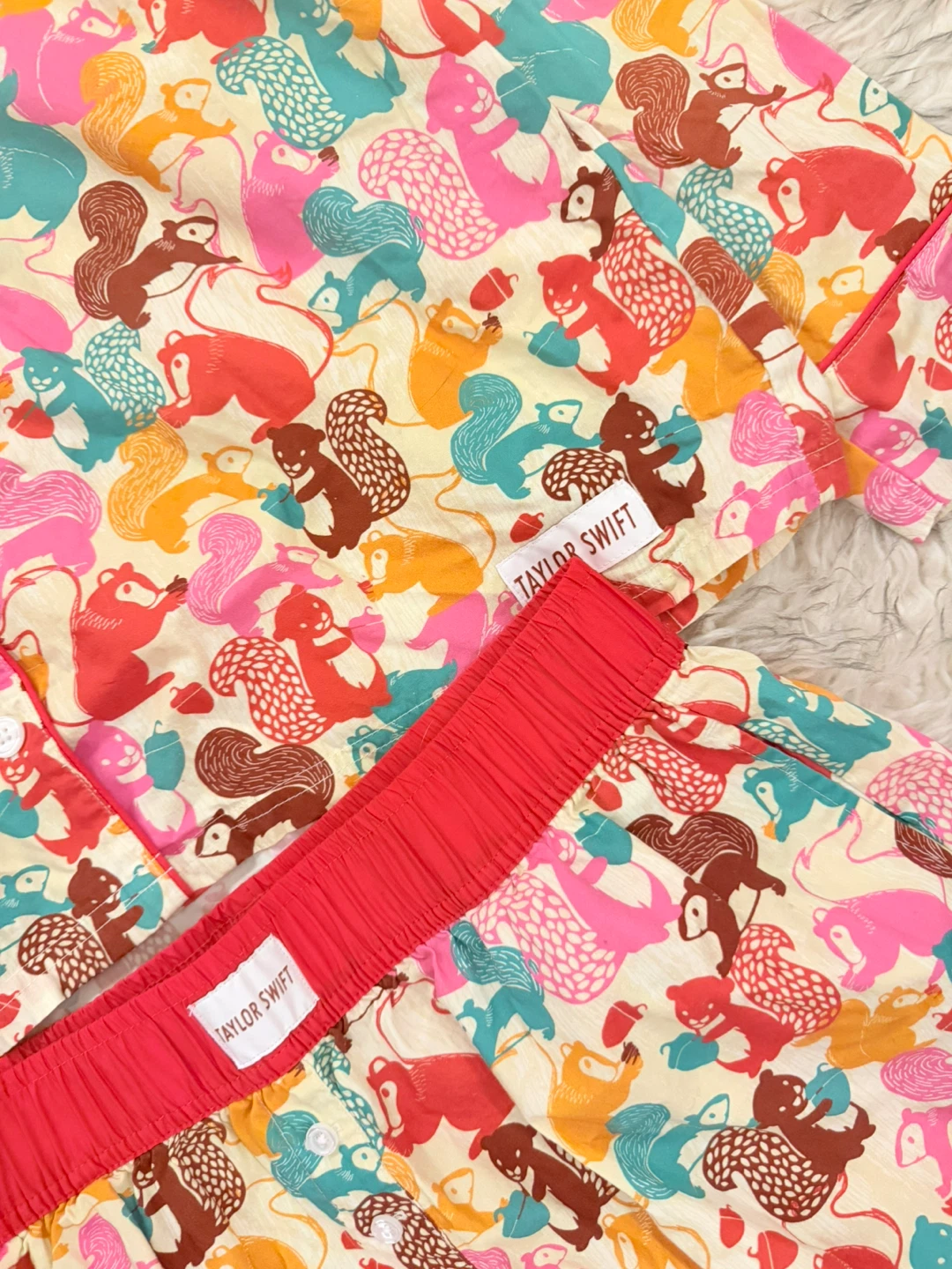 Taylor Swift ‘WANEEGBT’ PJ’s Set - Squirrels - photo 3