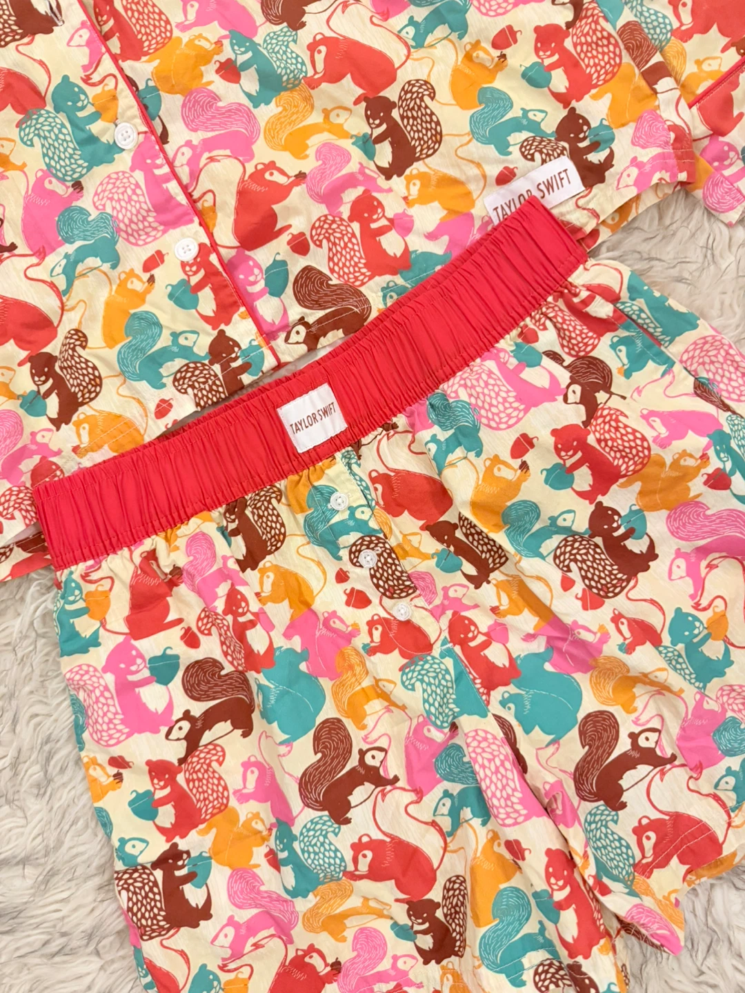 Taylor Swift ‘WANEEGBT’ PJ’s Set - Squirrels - photo 2