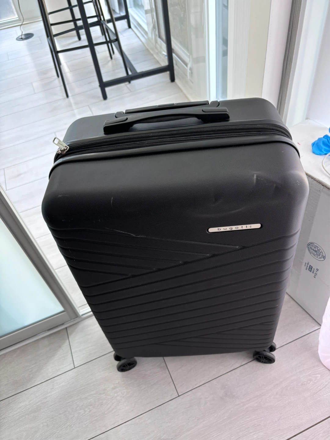 Bugatti Black Hardside Spinner Suitcase