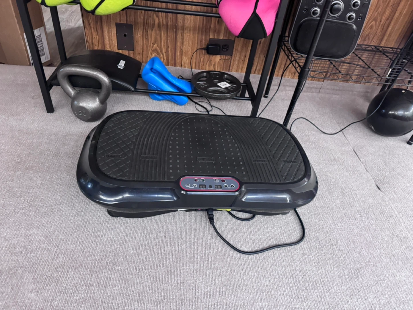 Black Vibration Plate Fitness Machine