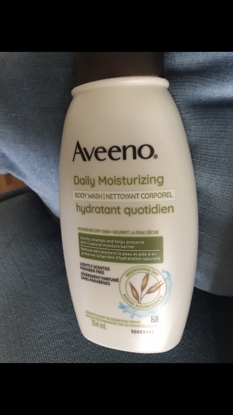 Aveeno Daily Moisturizing Body Wash ✨NEW