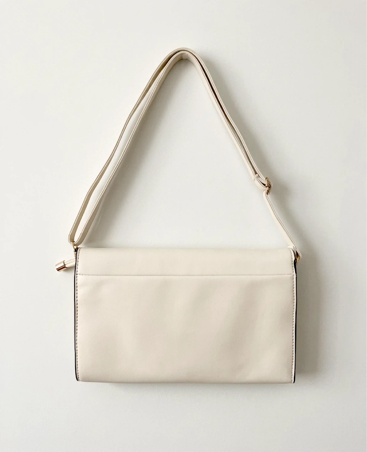 Cream Purse with D Clasp - photo 2