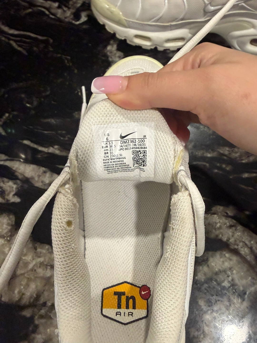 Nike Air Max Plus TN SE White Sneakers US 6 - photo 2
