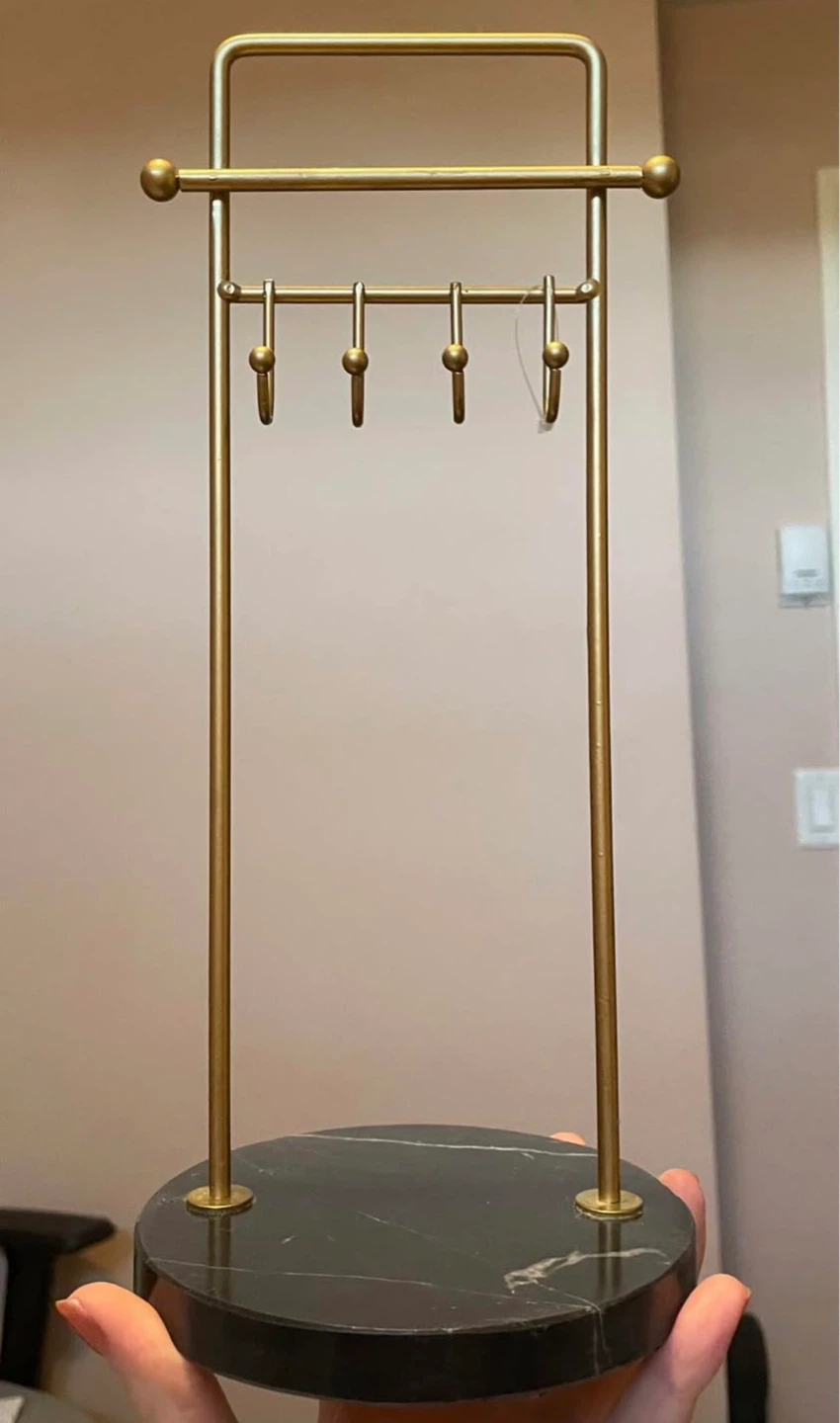Jewelry stand