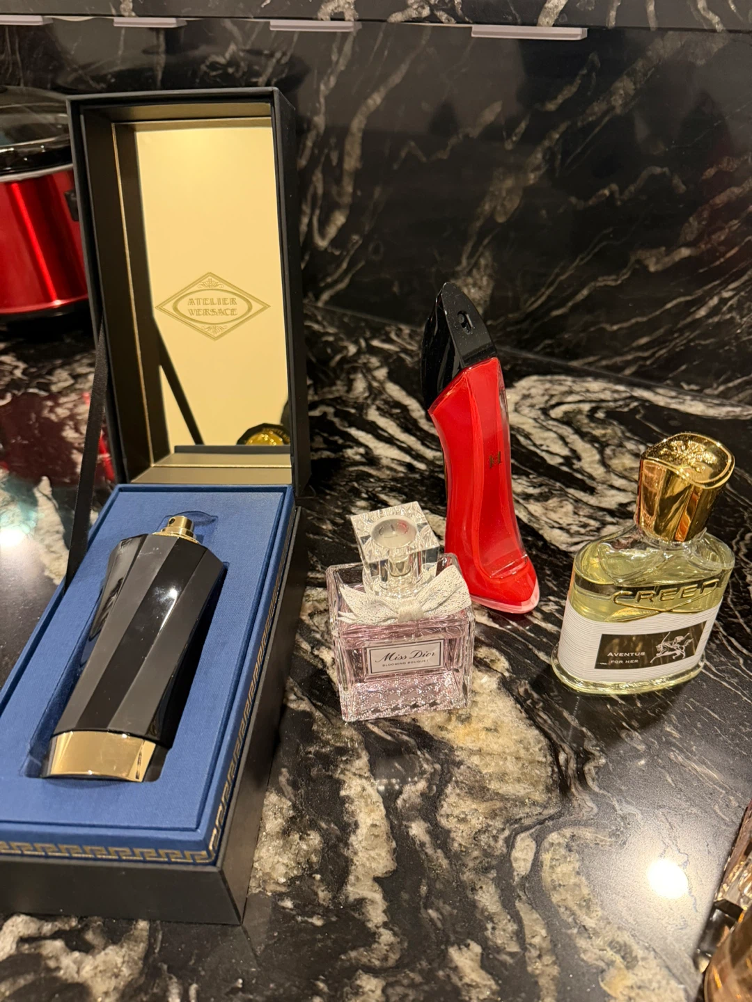 Versace Atelier, Miss Dior, Creed Aventus