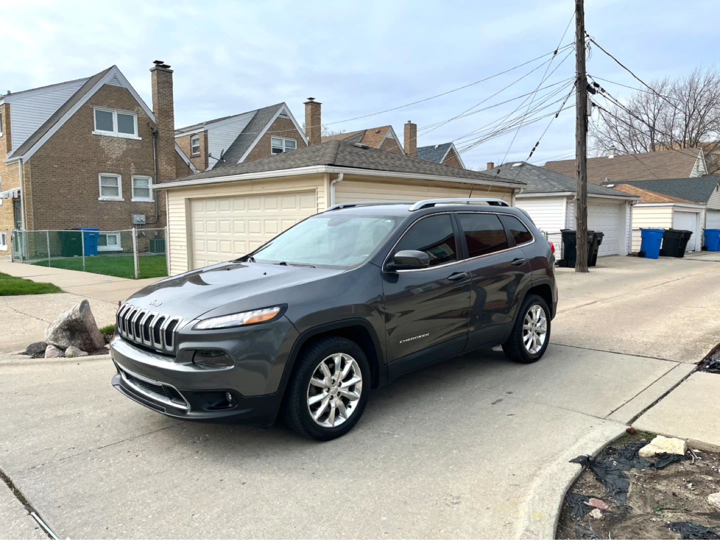 Jeep Cherokee Sport SUV