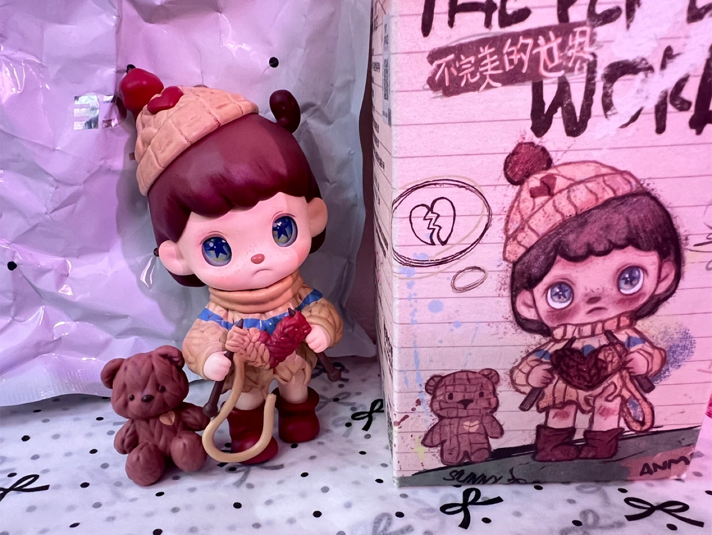 ANMOO “The Perfect World “blind box figure