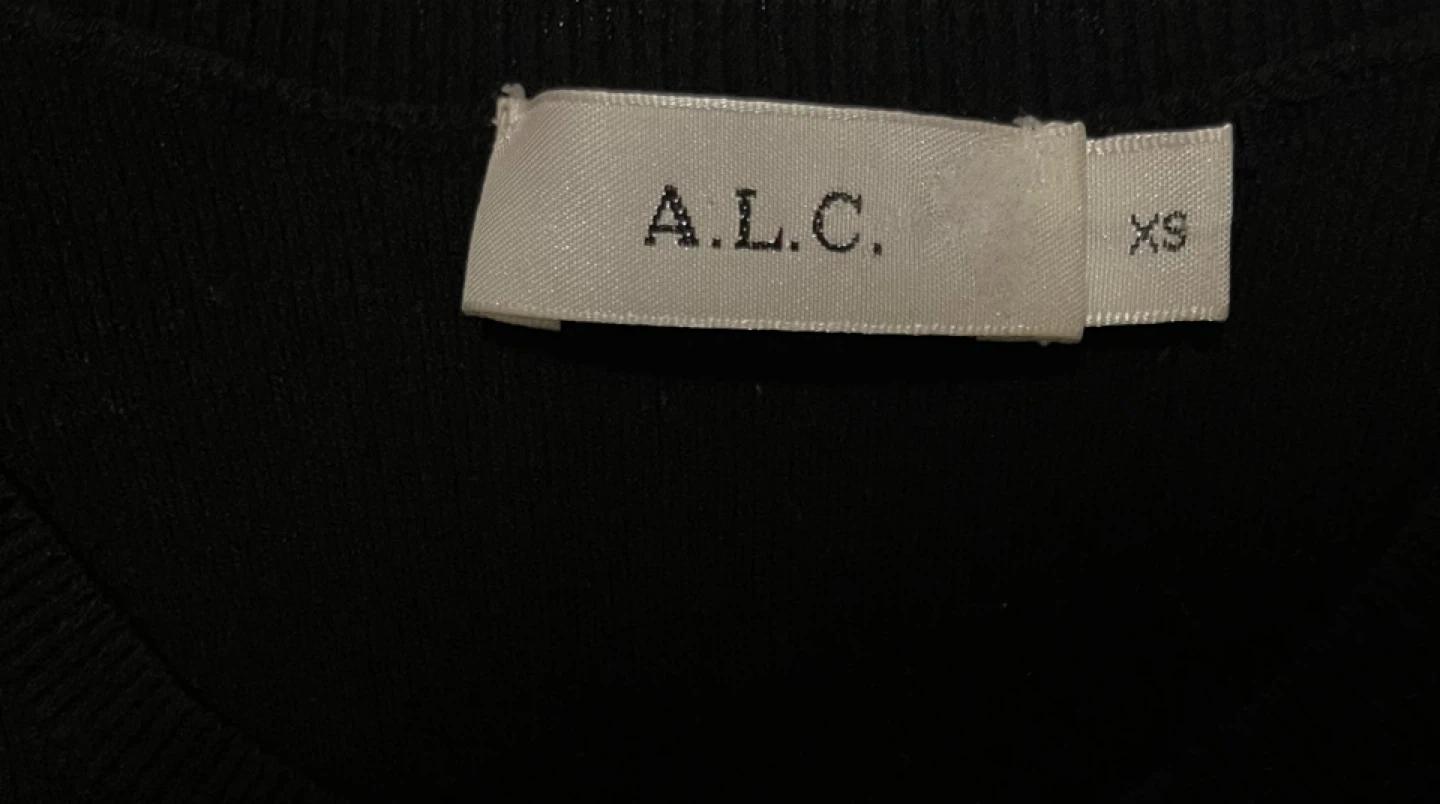 A.L.C. Black Cut-Out Long Sleeve Top- XS - photo 3