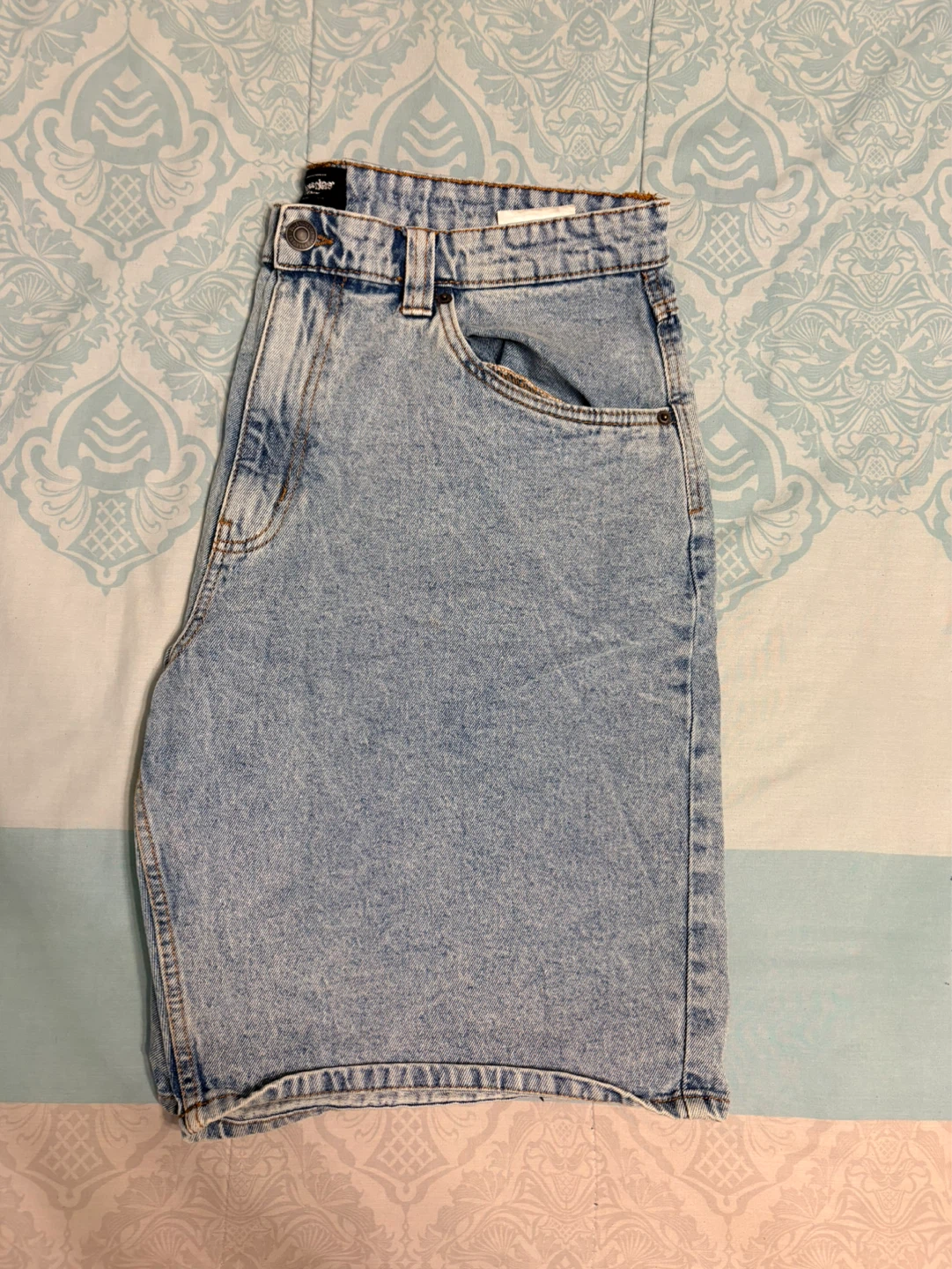Men's Light Wash Denim Shorts - photo 2