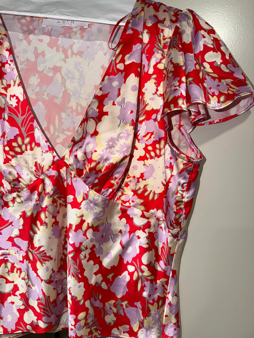 ASTR The Label Floral Print V-Neck Top - photo 2