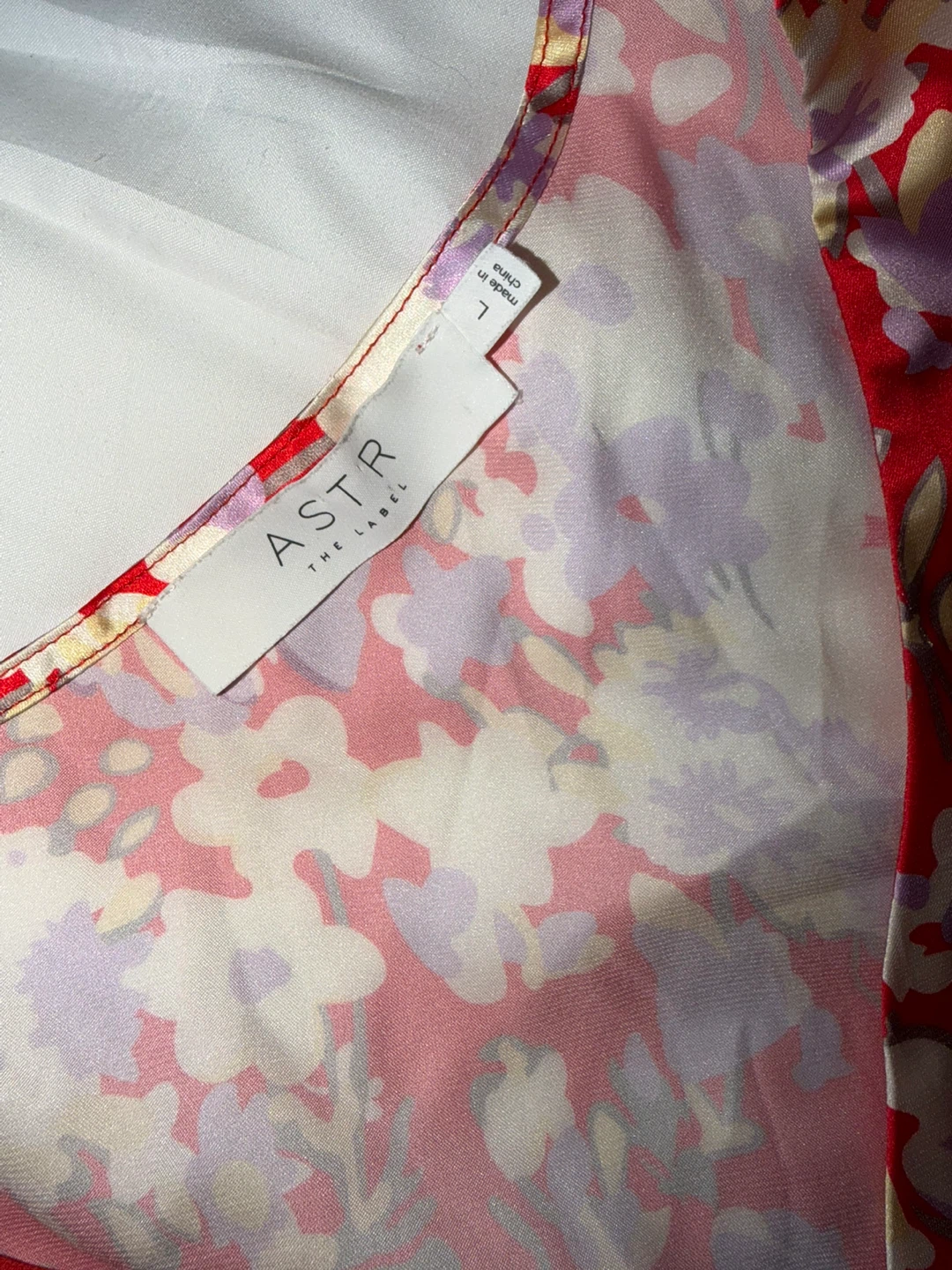 ASTR The Label Floral Print V-Neck Top - photo 4