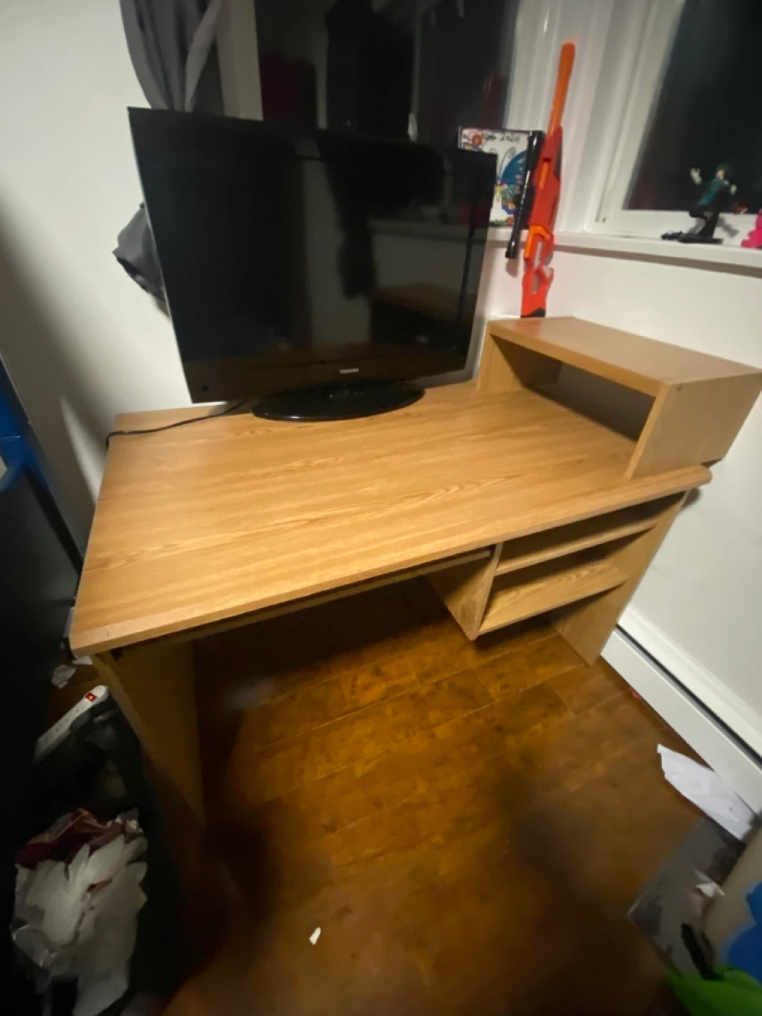 Computer Desk with Keyboard Tray and Shelving
