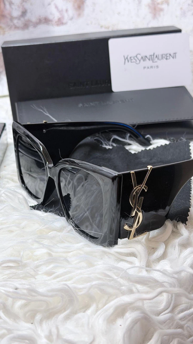 Yves Saint Laurent Black Acetate Sunglasses - photo 3