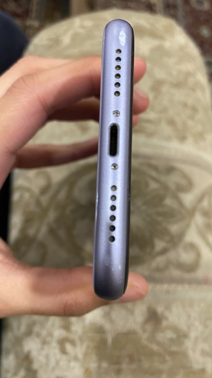 *RESERVED* selling iphone 11 with 64 gb! read description pkease - photo 5