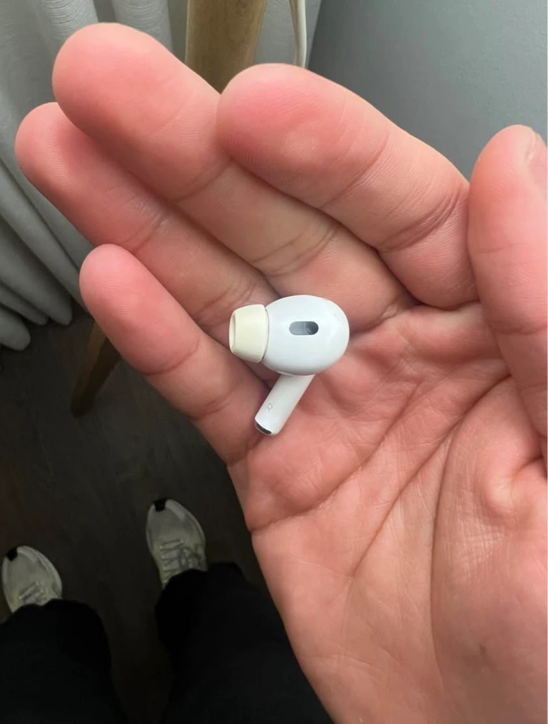 Apple AirPods Pro (Right Earbud)