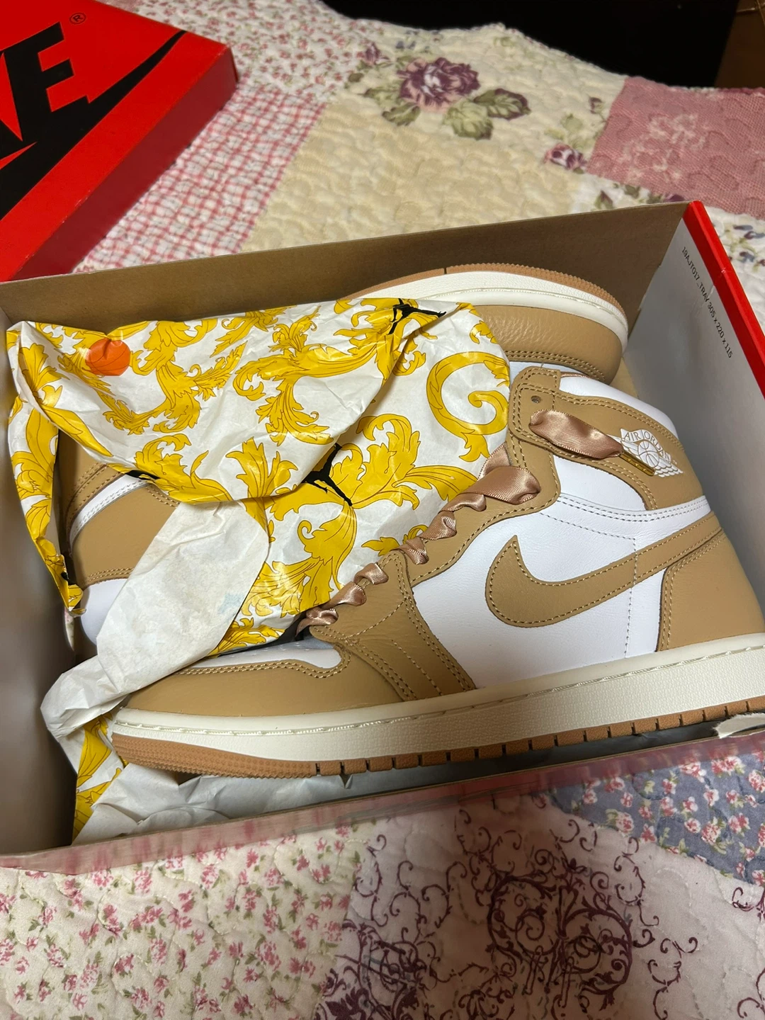 Nike Air Jordan 1 Retro High OG Praline Women's Shoes
