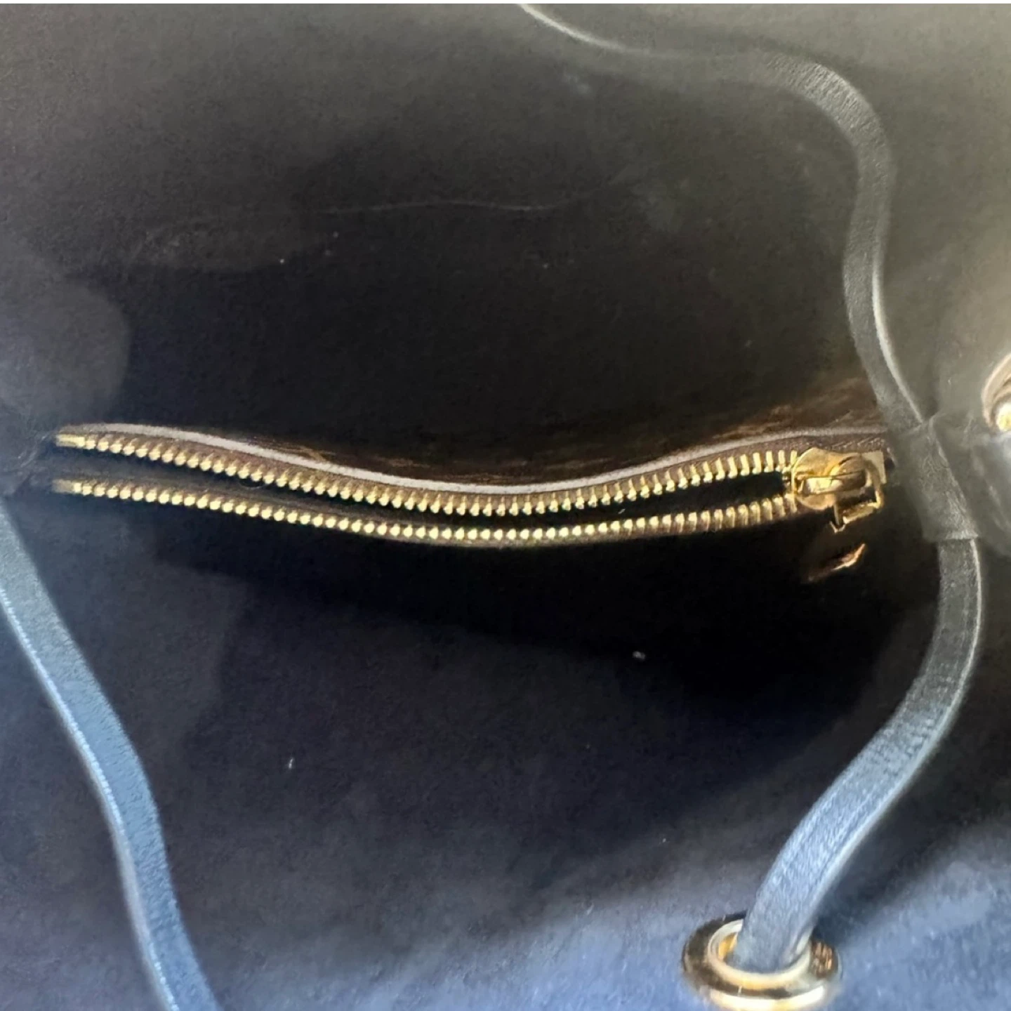 Authentic Louis Vuitton Monogram Bucket Bag - photo 3