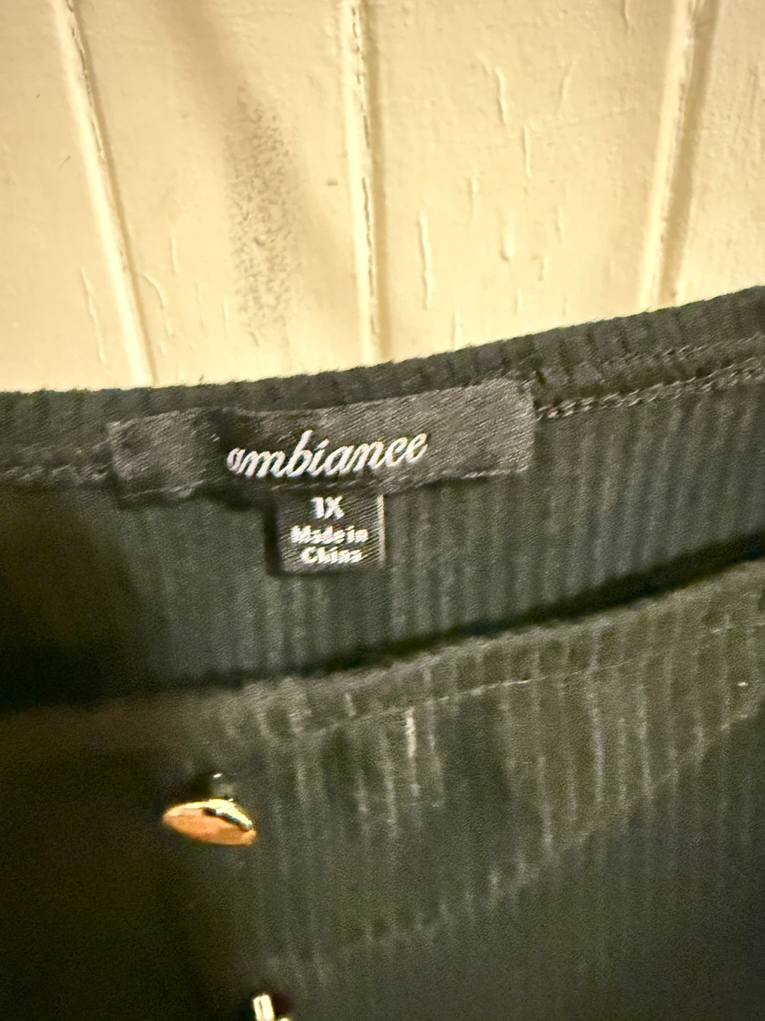 Ambiance Black Ribbed Button-Up Off-the-Shoulder Top 1X - photo 3