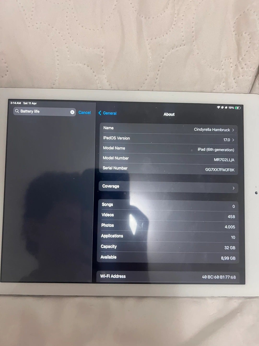 Apple iPad (6th Gen) - 32GB - Silver - photo 2
